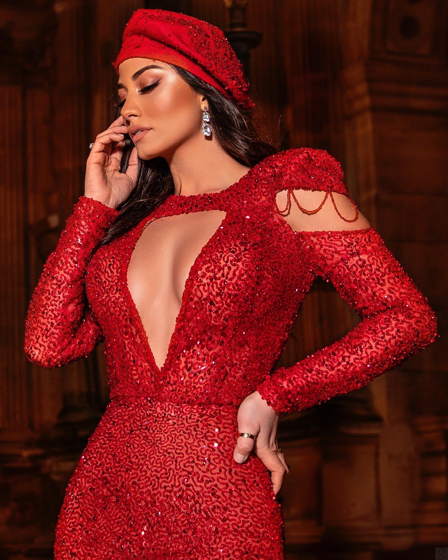 Shiny Red Mermaid Prom Dresses Sequined Lace Tassels Party Dresses Long Sleeves Illusion Custom Made Evening Dress