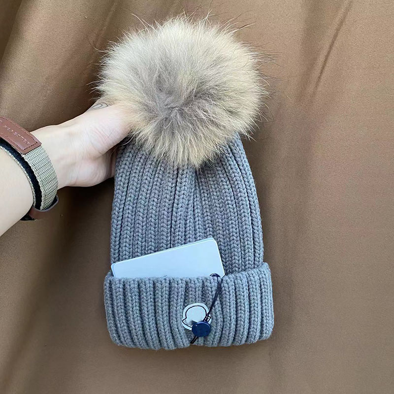 Chapéu de malha de pele com pompom Estilista de moda boné de caveira letras gorro masculino e feminino caxemira unissex de alta qualidade