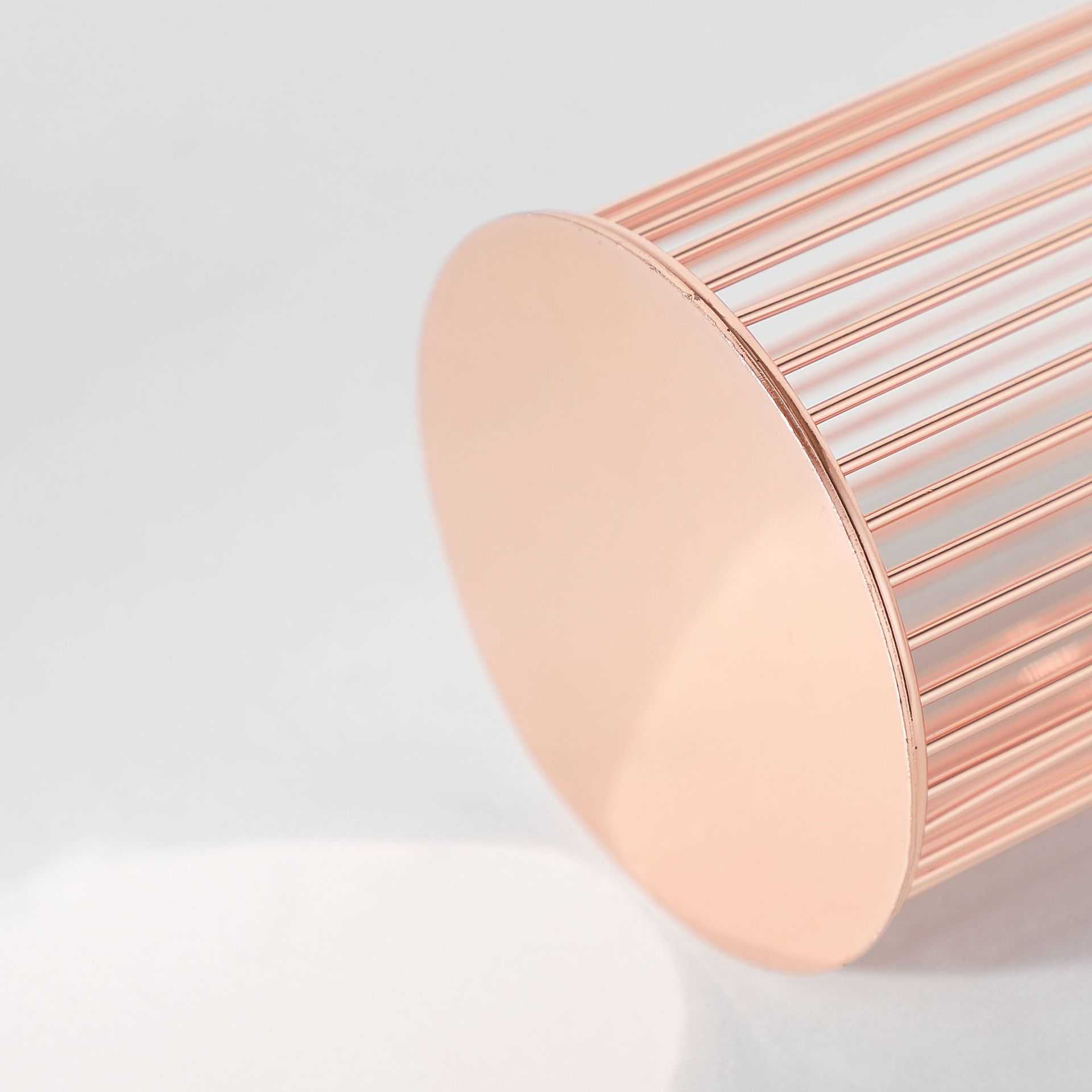 Rose Gold/Gold Wire Metal Pencil Holder Cup Pen Pot Drum vorm Make -upborstelhouders voor kantoorhuis
