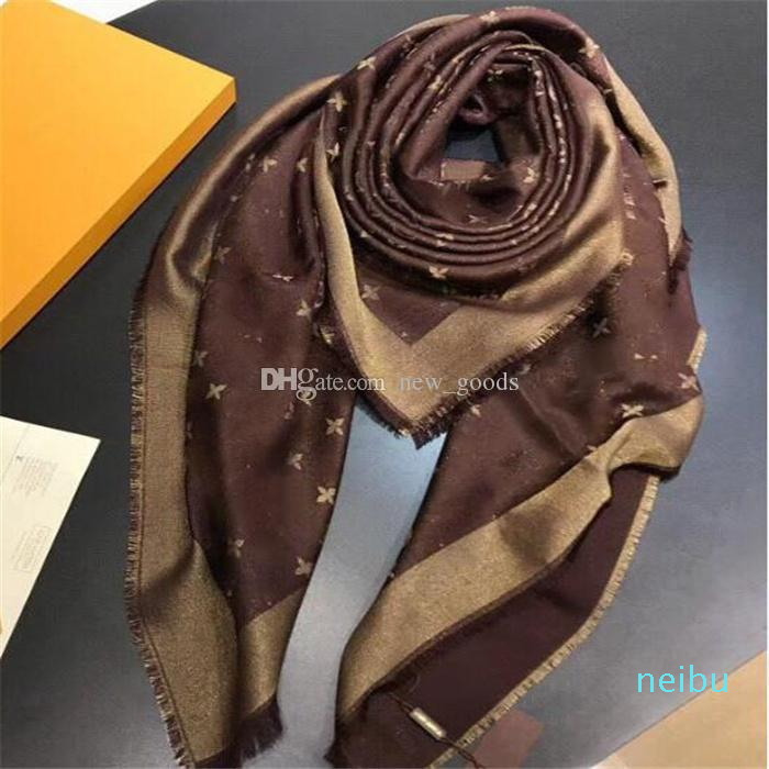 2023 Bufanda Diseñador Moda real Mantenga bufandas de alta calidad Seda simple Accesorios de estilo retro para mujer Twill Scarve es266E