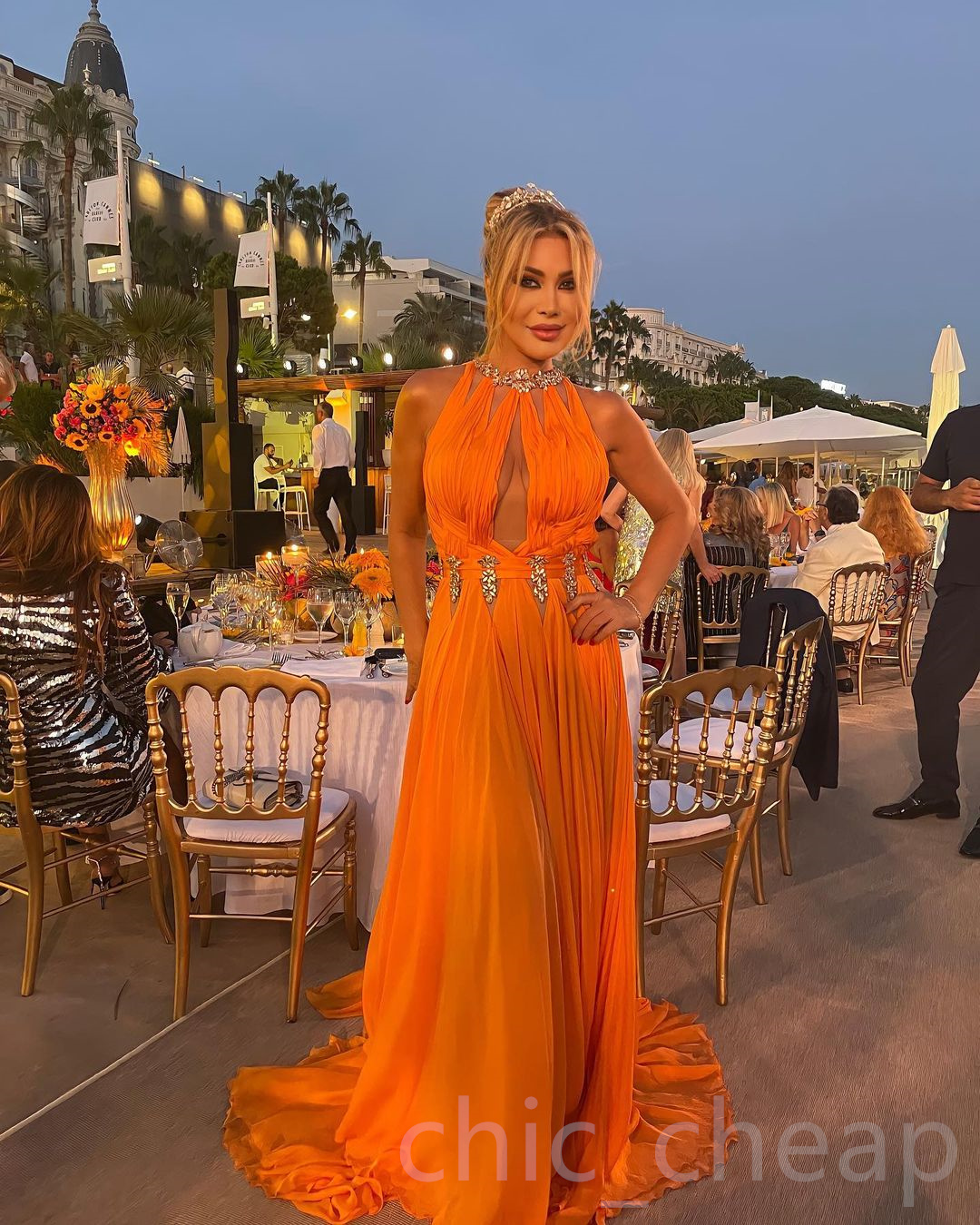 2023 Arabic Aso Ebi Orange A-line Prom Dresses Crystals Beaded Chiffon Evening Formal Party Second Reception Birthday Engagement Gowns Dress ZJ660