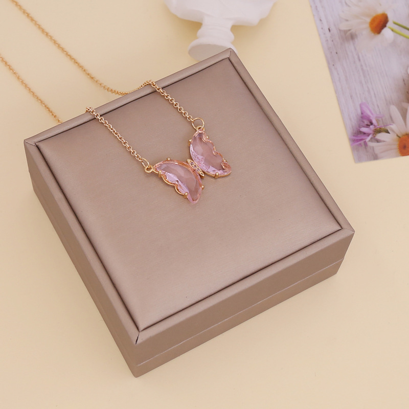 Glass Crystal Butterfly Necklace Translucent Luxury Jewelry Women Pendant Necklace Simple And Elegant Opp Plastic Packaging