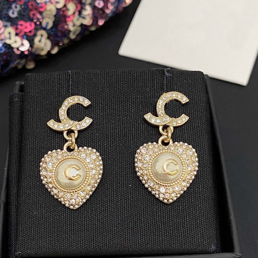 2023 Luxury quality charm drop earring heart shape with sparkly diamond have box stamp Simple style PS7474A266P