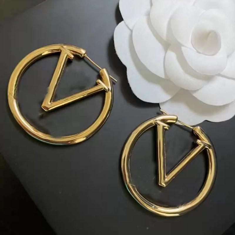 Fashion Stud Womens Big Circle Simple Earrings Hoop earrings designer for women latter Titanium 18K Gold Plated209b