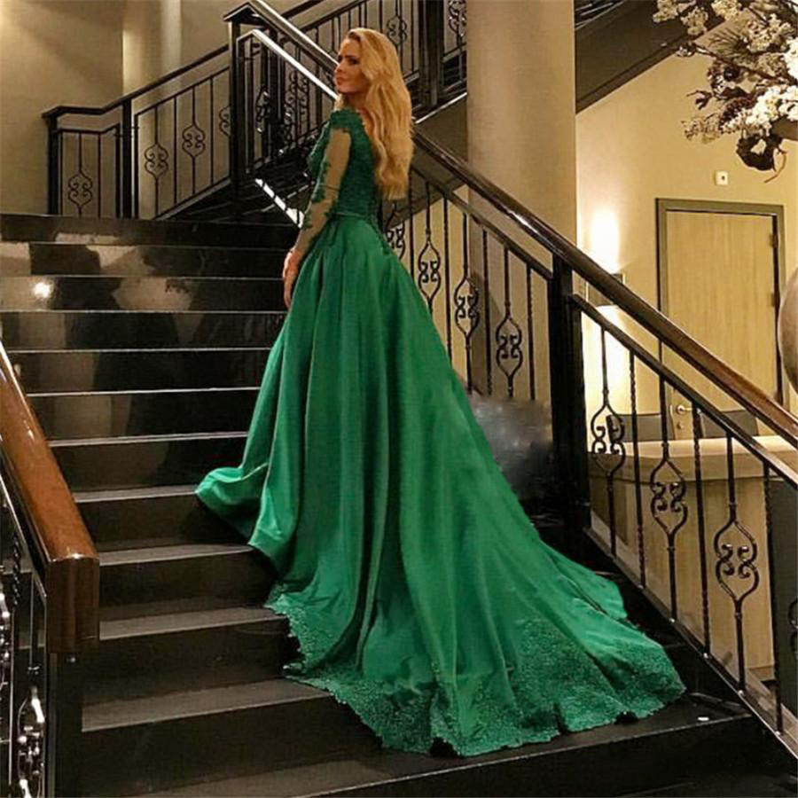 Formella Abendkleider Emerald Green Dresses Evening Wear Long Sleeve Lace Applique Pärlor Plus Size Prom -klänningar Elie Saab Robes de Soiree