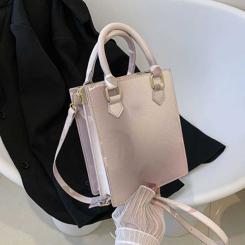 Brand Designer Handbags Shoulder Bag Cross-body Bags New Womens Fashion Texture Hand Bill of Lading Shoulders Messenger bag Gift Box Factory Direct Sales