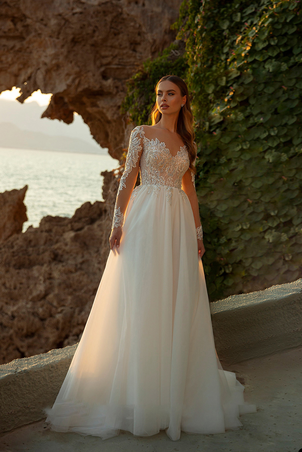 Robes de mariée trapèze élégantes manches transparentes avec paillettes demandeur fermeture éclair robe de cour en tulle sur mesure robe de mariée grande taille robes De Novia