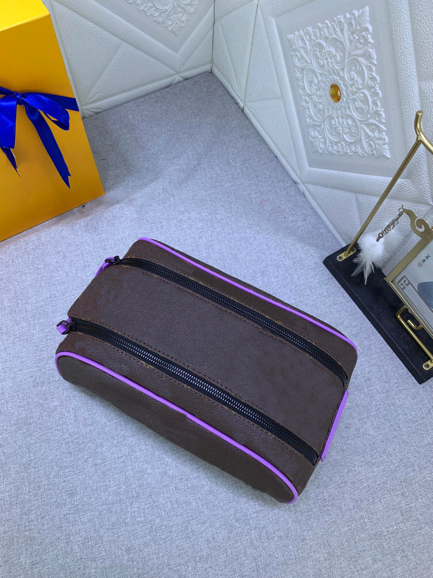 Men travel cosmetic bags organizer women cosmetic cases green purple color new designer makeup bag toiletry pouch289P