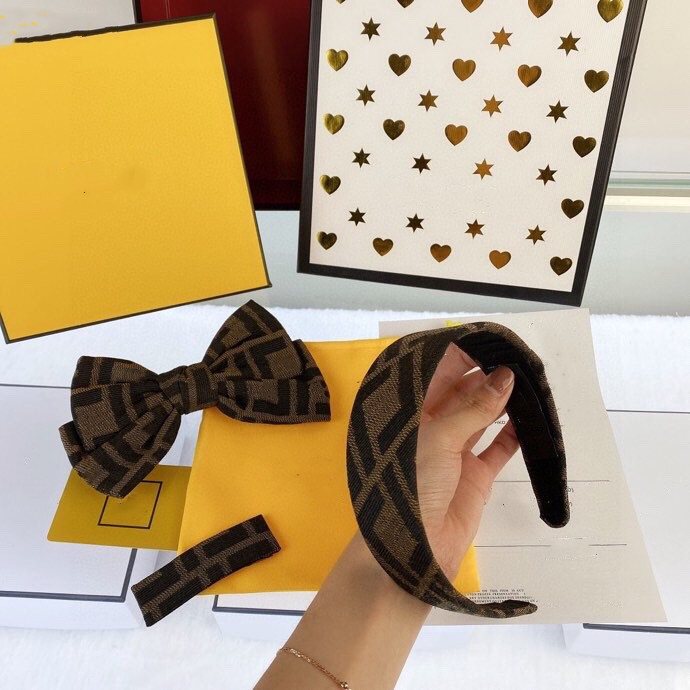 Mit Box Haarschmuck Sets Frauen Stirnb￤nder Bowknot Haarklammern BB Clip Barrettes Designer Stirnband Klassische Buchstaben Accessoires