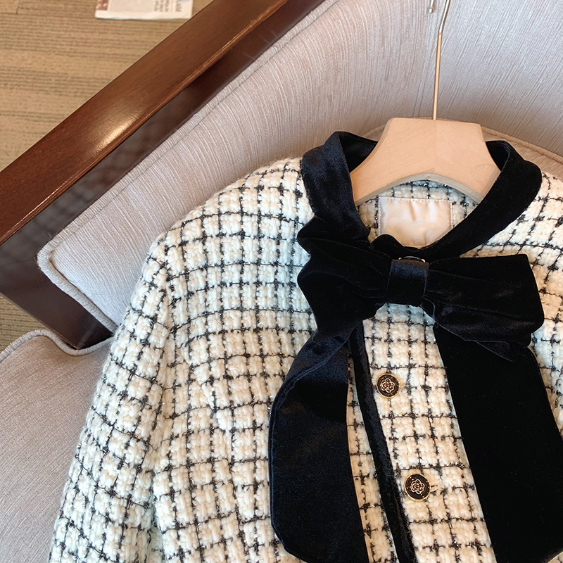 نساء O-neck Velvet Bow سترات مرقعة منقوشة