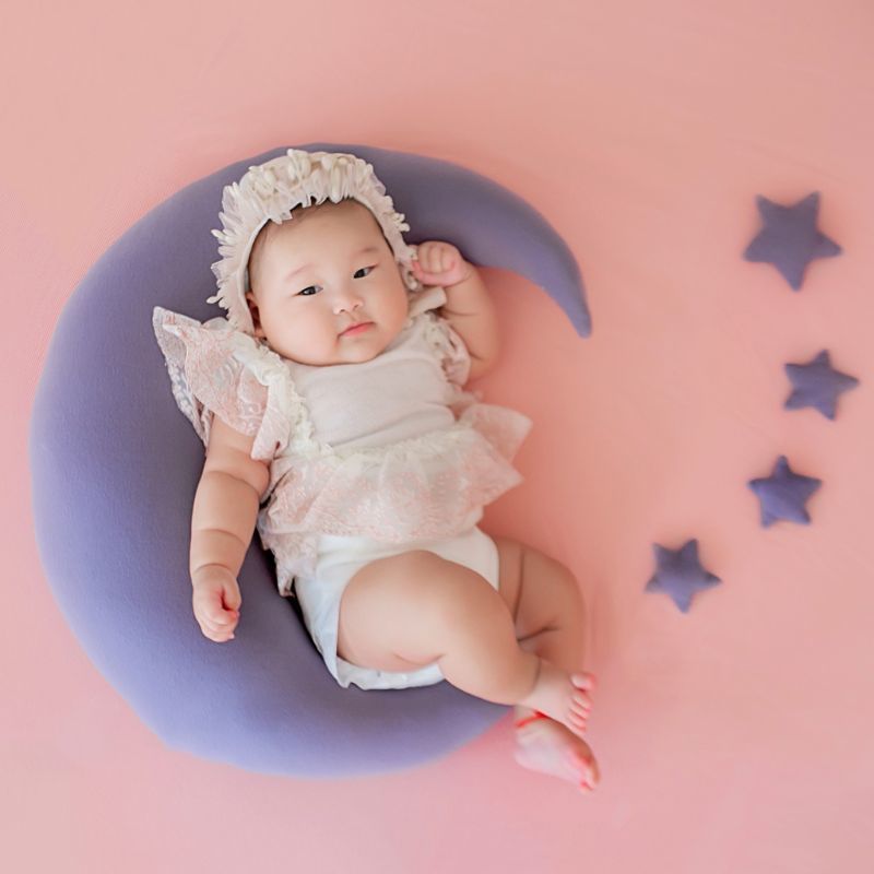 Andenken Baby Posing Kissen geboren Pografie Requisiten niedliche Mütze bunte Bohnen Mond Sterne Po Shooting Set für Säuglingsgeschenke 221101