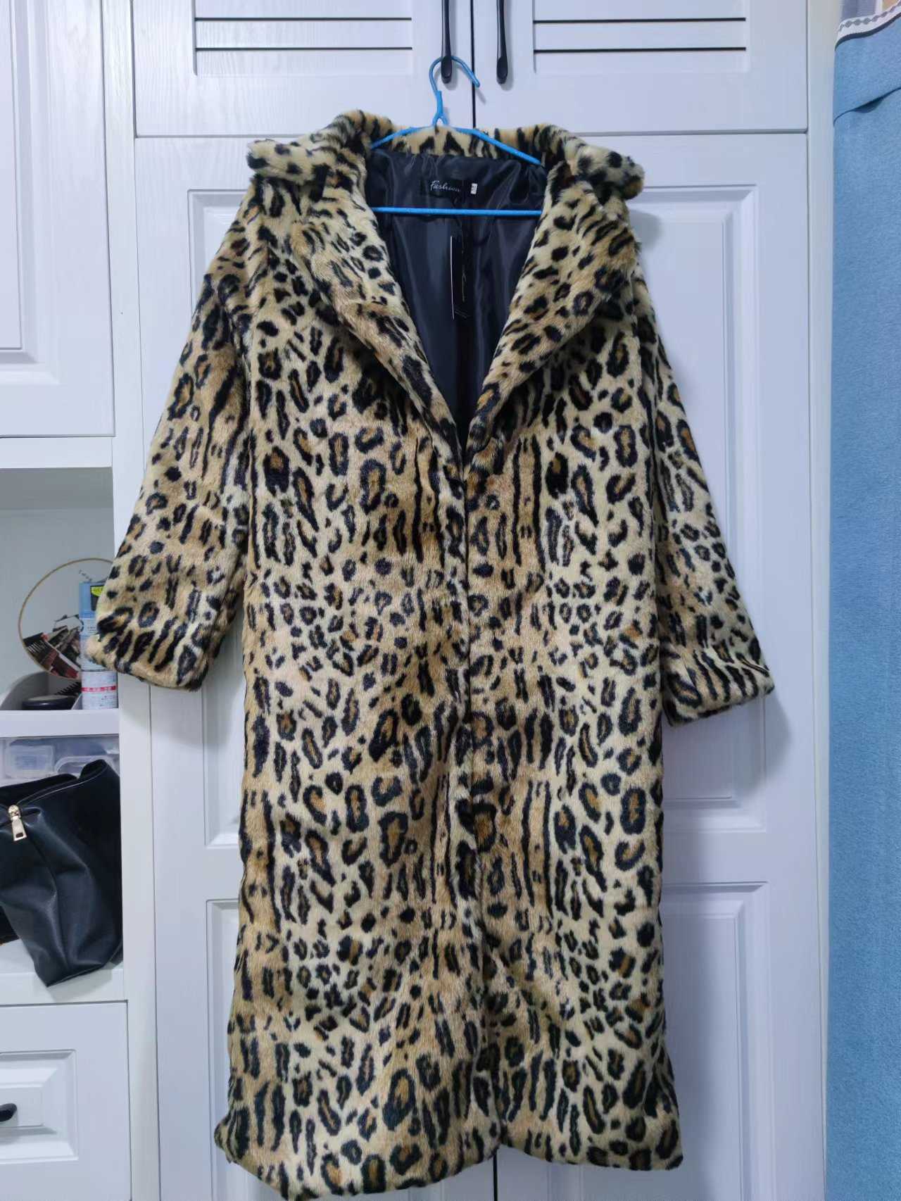 Женская меховая искусственная вина зима теплое толстое леопардовое пушистое траншеволочное пальто Женская печатная куртка свободная роскошная дизайнерская женская одежда 2022 T221102