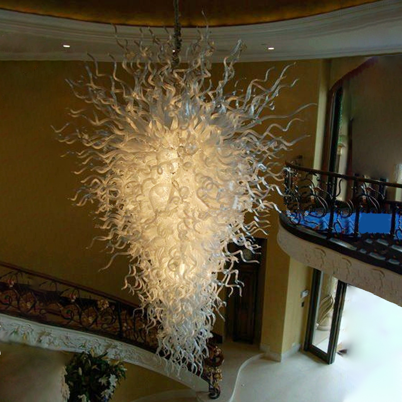 Luminárias de lobby de hotel grande lustres de cristal modernos lustres de cristal de estilo ocidental candelabro de vidro soprado de iluminação de iluminação LED branca suspensa lr687