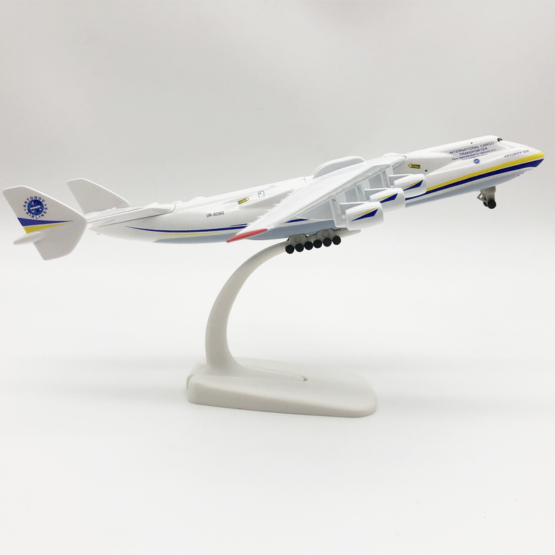 Diecast Model Araba 20cm Alaşım Metal Sovyetler Birliği Air Antonov 225 AN-225 MRiya Dünya En Büyük Kargo Uçak Uçak Tekerlekleri 221101