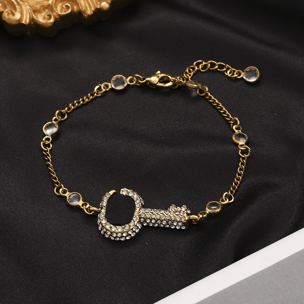 Fashion designer necklace bracelet jewelry set double letter crystal embellished full of diamond key pendant ladies metal chain br272H