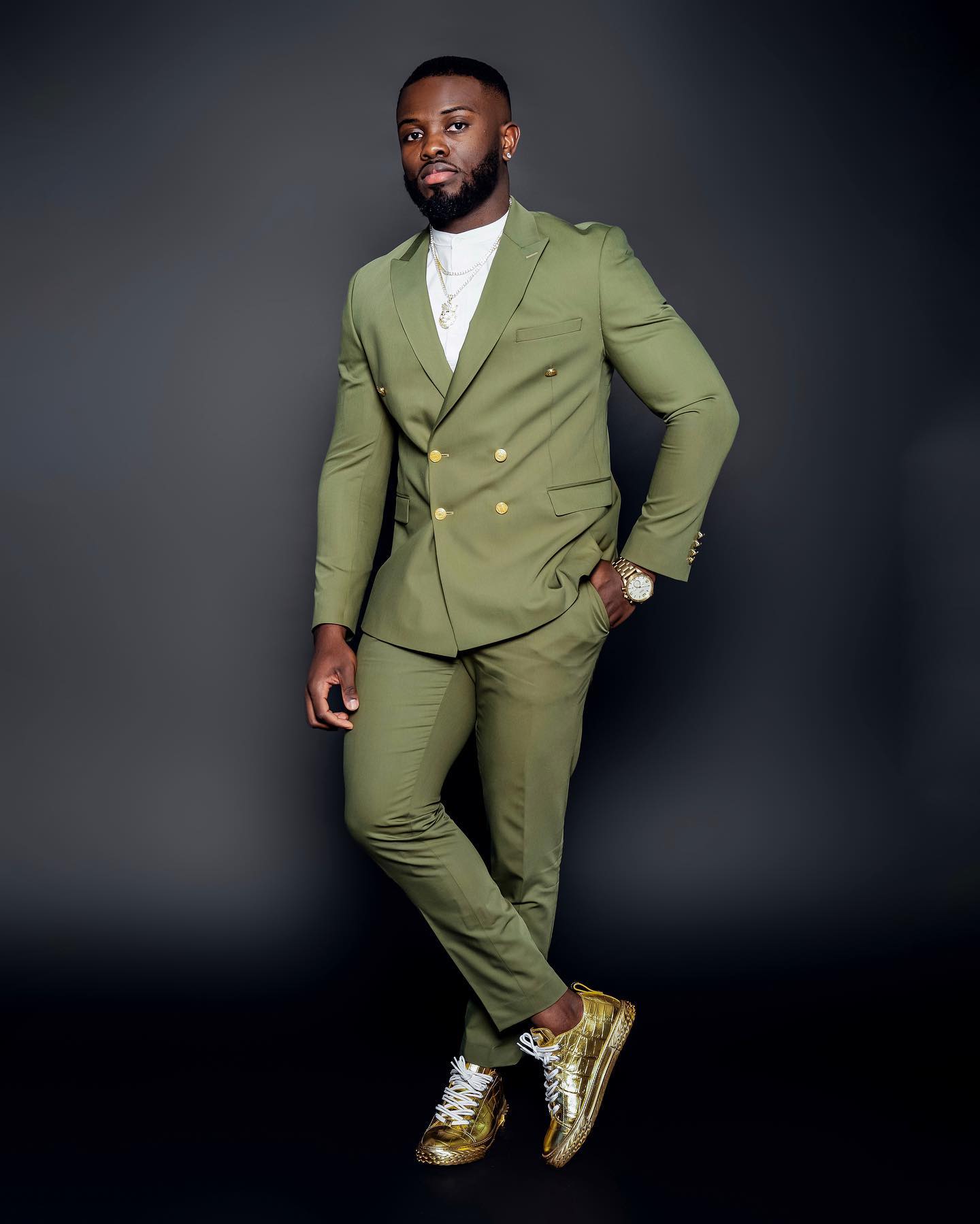 Tuxedos de casamento de designer verde de oliveira Tuxedos de casamento Slim Fit Men Suits 2 pe￧as conjuntos de blazers de peito duplo