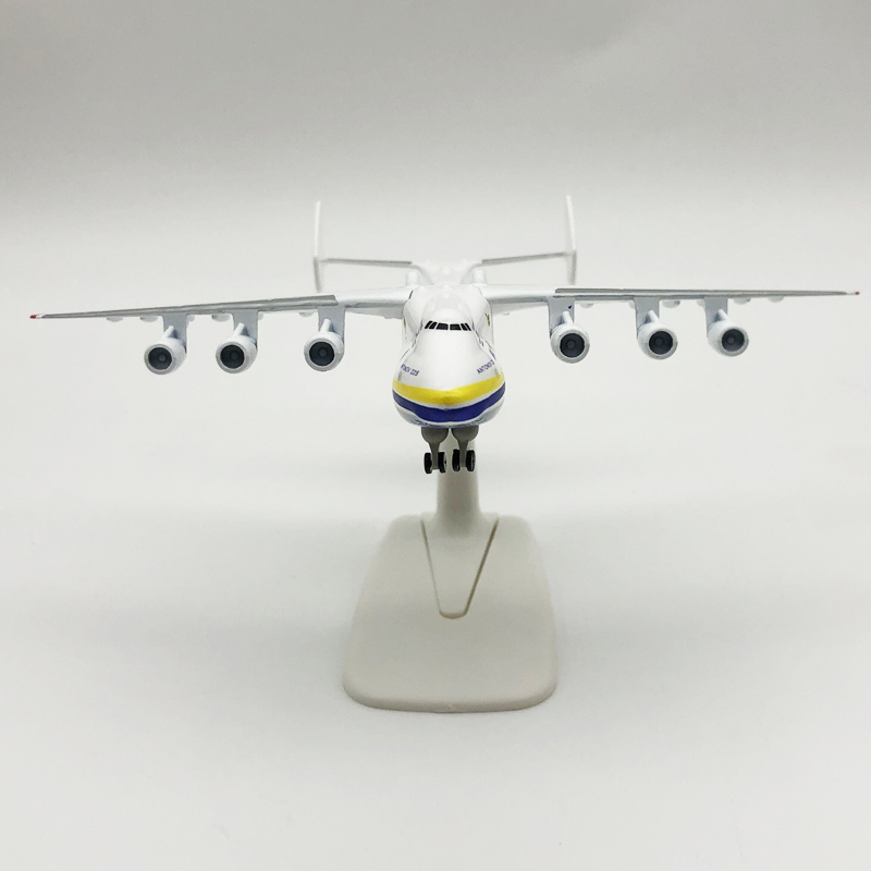 Diecast model Auto 20cm Legering Metaal Sovjet Unie Air Antonov 225 AN-225 MRIYA Wereld Grootste vrachtvliegtuig vliegtuig vliegtuigwielen 221101