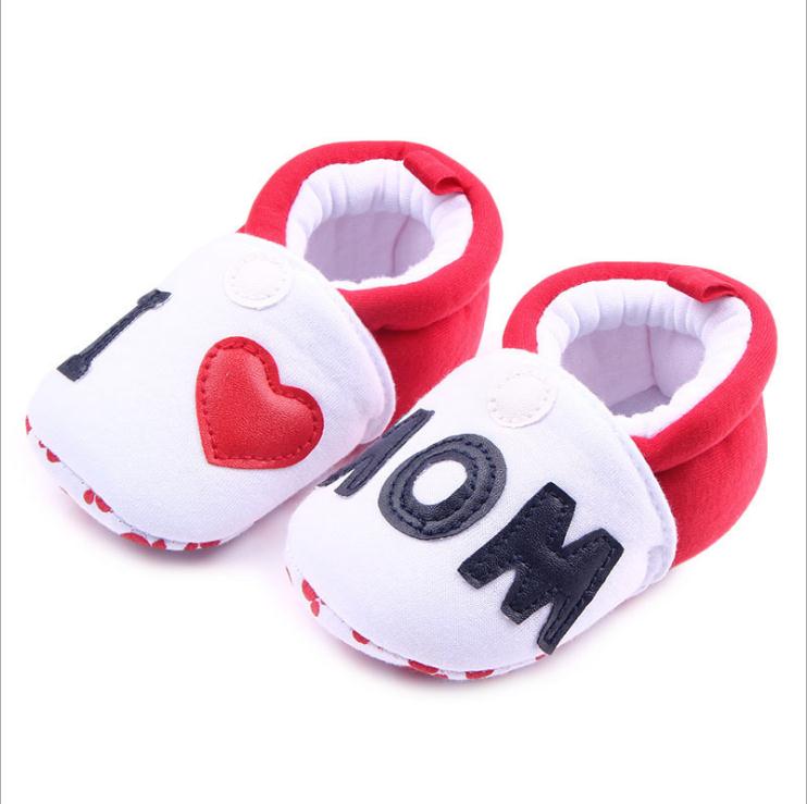 Nyfödda första vandrare baby skor söta barn flicka pojke runda tå lägenheter mjuka tofflor skor jag älskar mamma/pappa