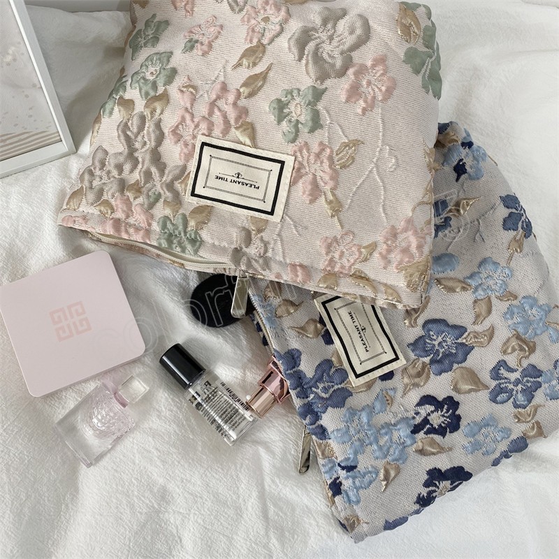 Sacs de maquillage en toile, sac à cosmétiques imprimé de fleurs en Relief français, pochette de voyage de grande capacité pour femmes, pochettes de rangement de maquillage