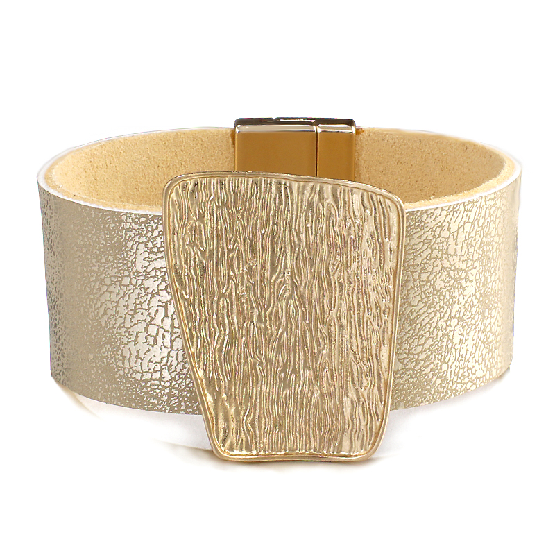 Gold Metal Charm Leather Armband för kvinnor Femme Fashion Wide Wrap Armband Bangles smycken