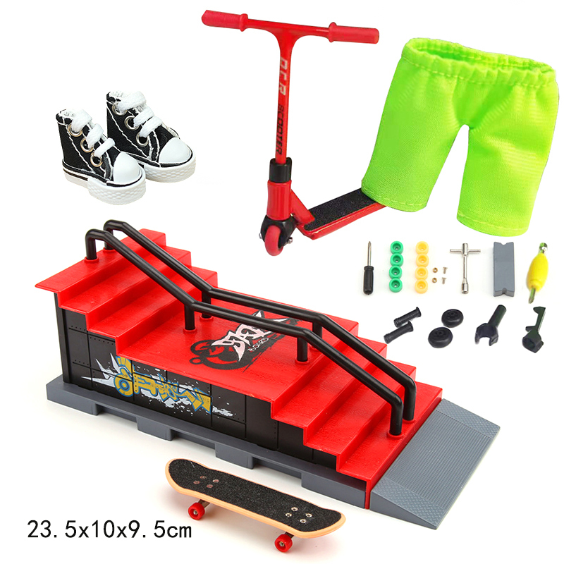 Finger Toys Mini Scooter Skatepark Board Skate Ramp Brands Sets Skatboard Tech Tip Bmx Bikes Kit Deck Gifts 221105