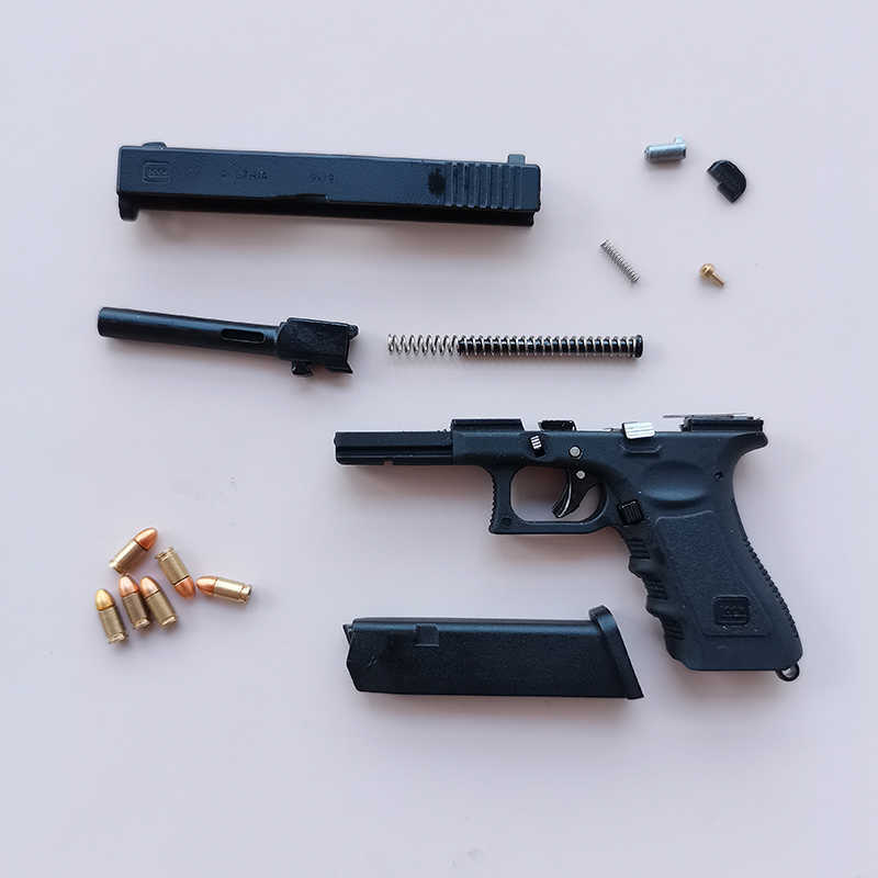 Pistoletne zabawki przenośny model broń brelokowy Glock G17 Pistolet kształt brelokowy mini metalowy pubg m29f pustynia orzeł wyrzucanie swobodnego montażu t221105