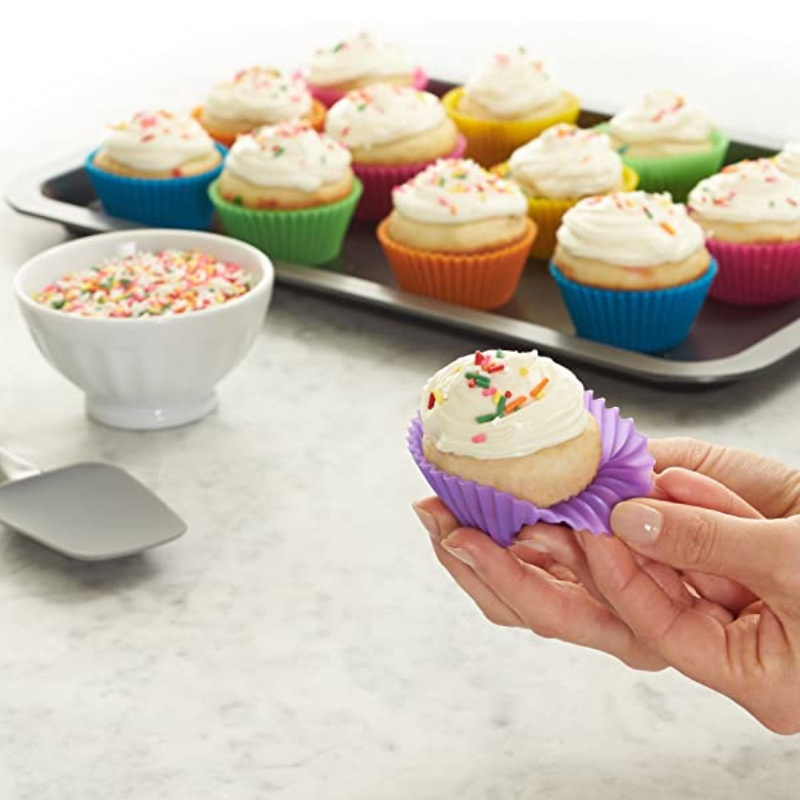 12st Silicone Cake mögel rund muffin cupcake bakning mögel återanvändbar diy tårta dekorera verktyg bröllop julfest leveranser
