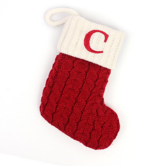 Вечеринка с рождественскими носками Red Snowflake Alphabet Letter