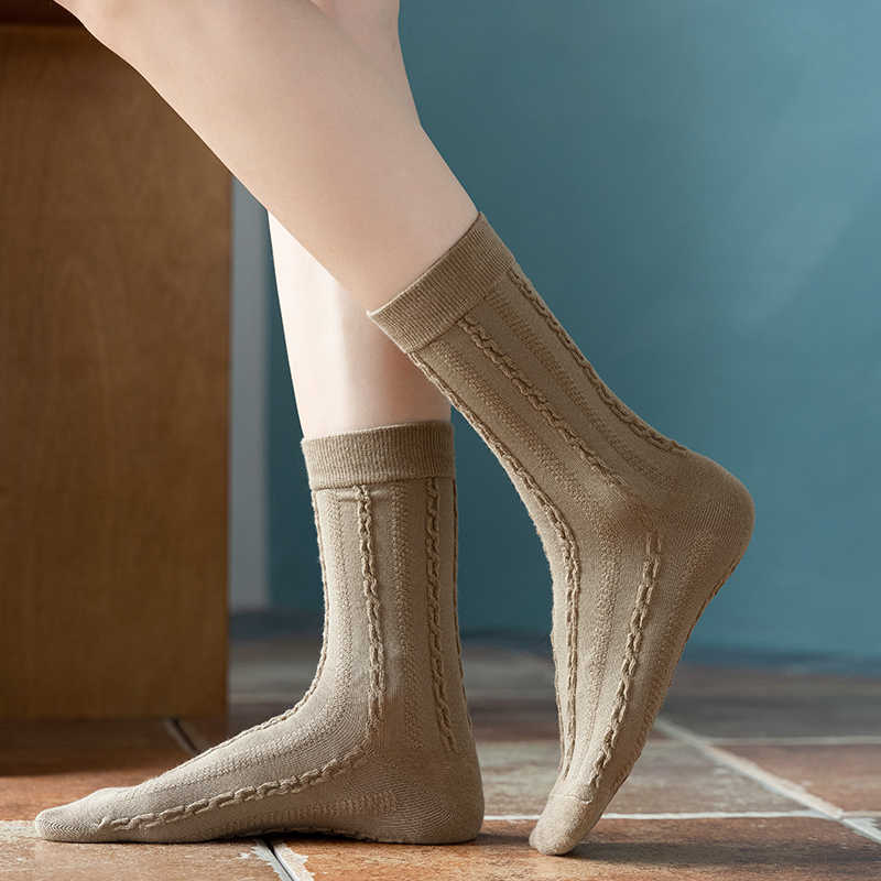 Çorap Çorap Kadın Moda Sonbahar Kış Yeni Basit Sıradan Tikalı Tarz Pamuk Şeker Renk Nefes Alabaç Mürettebat Kadın Konforu T221102