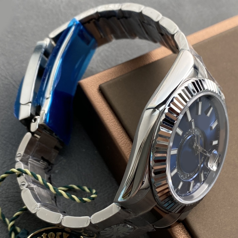 Hochwertiger Luxusdesigner für Männer mit 42 mm Gold Dial Watch Sky Automatische mechanische Bewegung Watch aus Edelstahl wasserdicht SA348U