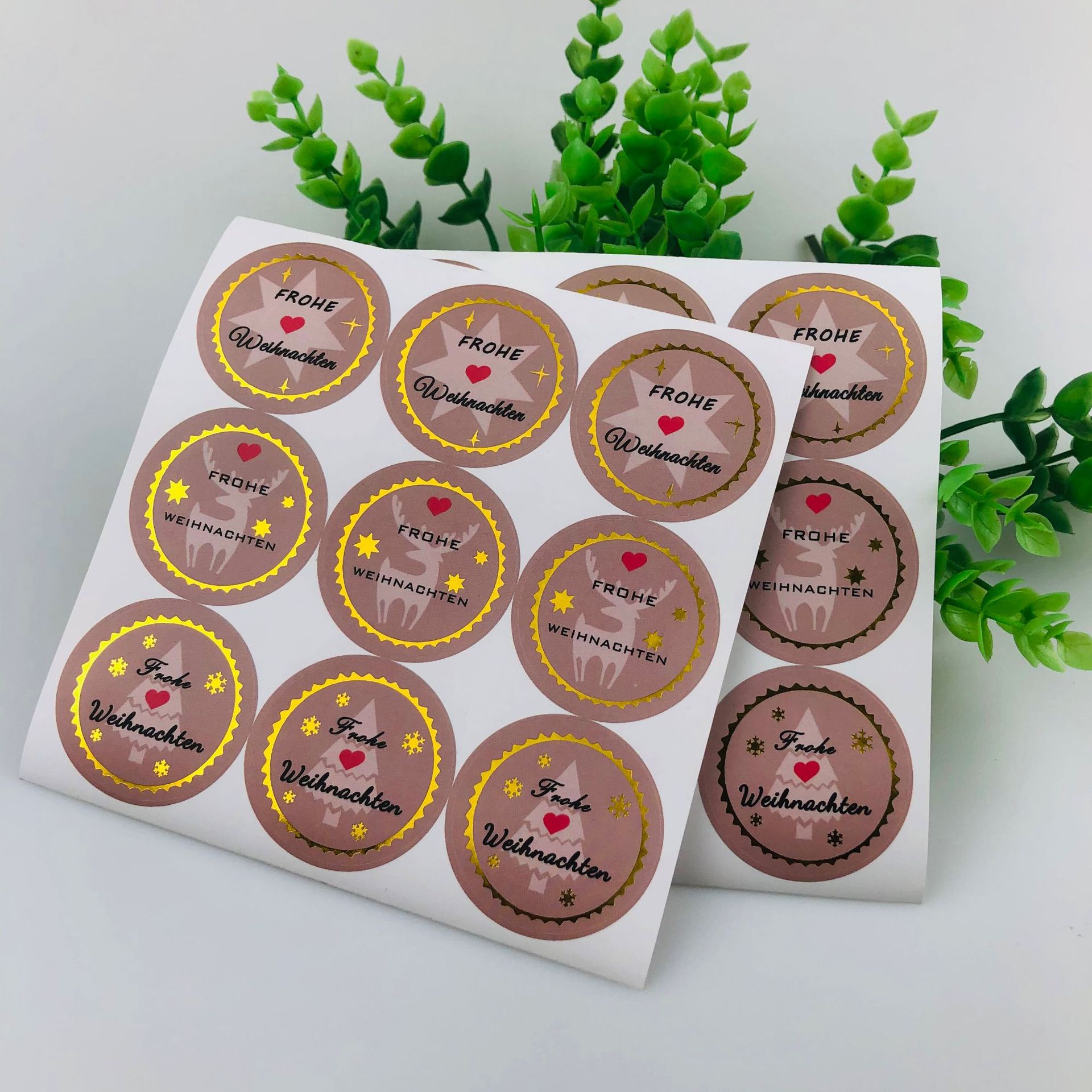 La feuille d'or colorée adaptée aux besoins du client vous remercient d'étiquettes la décoration ronde d'emballage de feuille de logo pour les autocollants auto-scellants de boîte de sac
