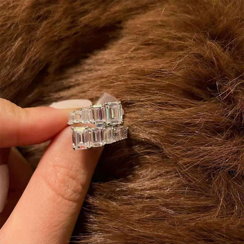 2022 Nieuwe trend zilveren kleurensector verstelbare ring met bling diamant voor vrouwen mode sieraden bruiloft verlovingsring