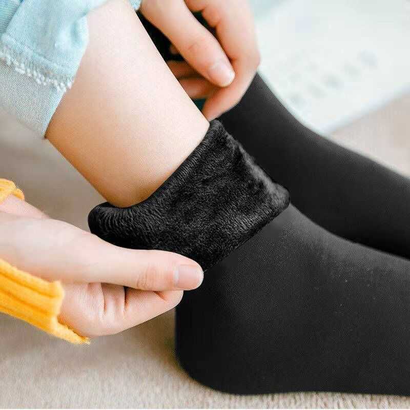 Chaussettes Bonneterie MINHIN Hiver Chaud Épaissir Laine Thermique Cachemire Neige Chaussettes pour Femmes Hommes Sans Couture Velours Bottes Étage Chaussettes De Couchage T221102