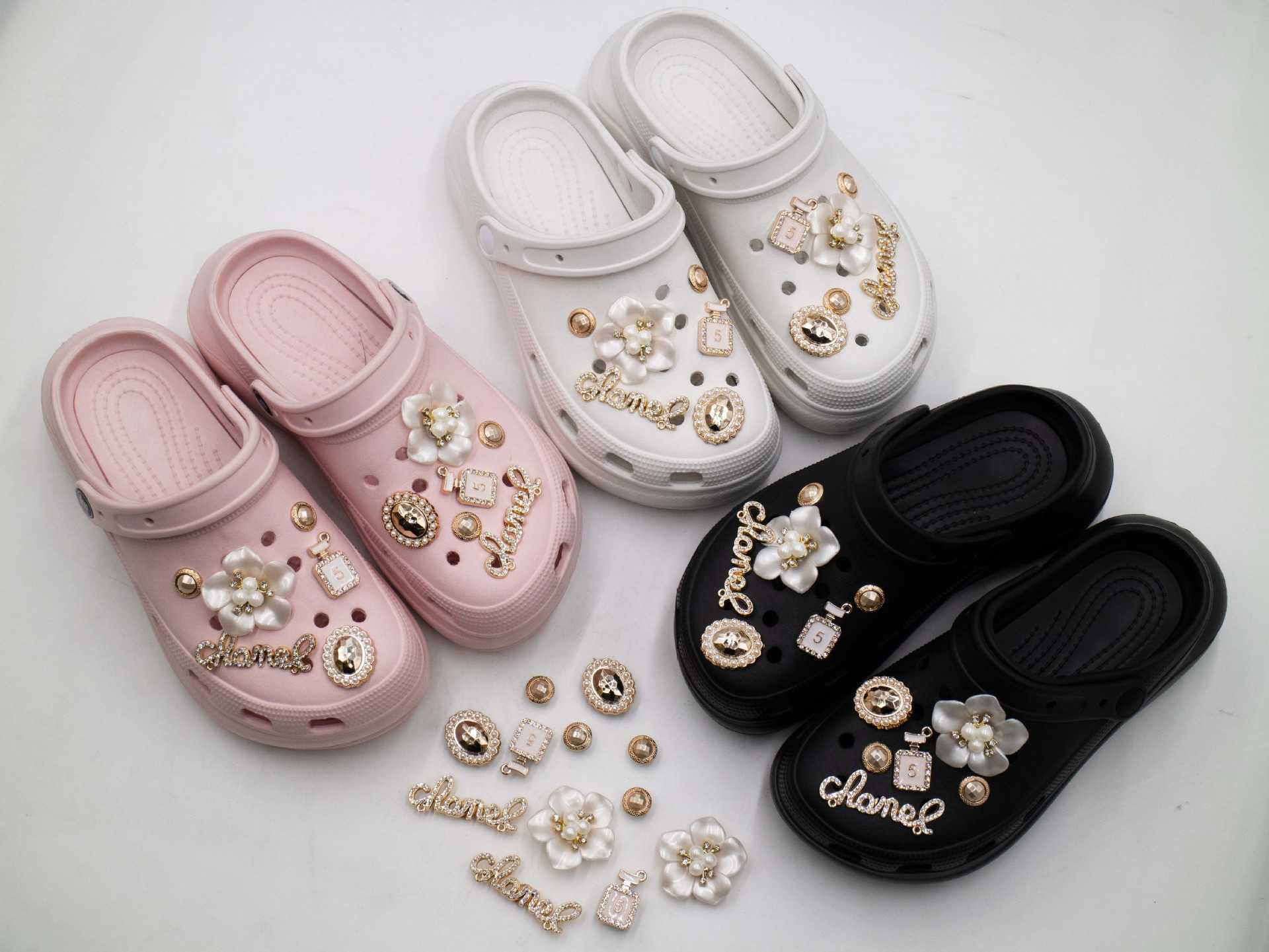 Crystal Crown Metal Charms Designer Accessories Clog Shoe Button Decoration Lovely Little Bear Charm for Croc Shoes