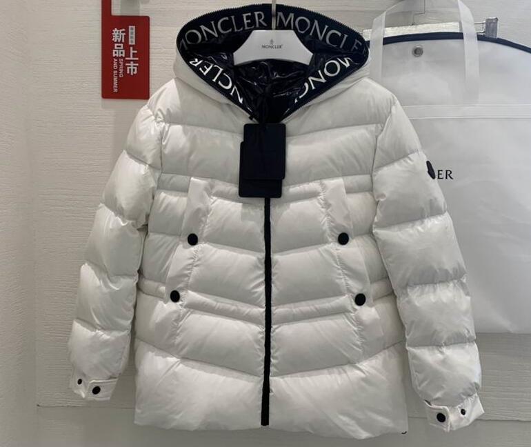 Realfine Daunenparkas 5A Mon Clair Kurze Daunenjacke Wintermäntel Parka für Damen Größe 0-4 2022.11.07