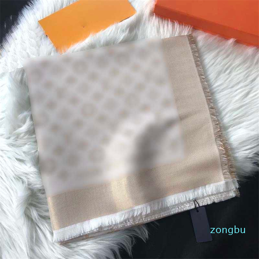 Écharpe Designer Mode véritables foulards de haute qualité Soie simple Accessoires de style rétro pour femmes Sergé Écharpe 17 couleurs 2022281U