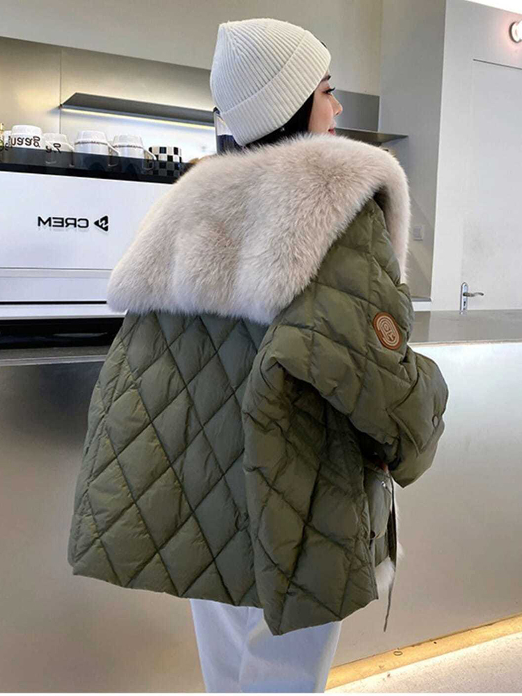 Vestes pour femmes KBAT Hiver Duvet de Canard Veste Manches Chauve-Souris Manteau Surdimensionné Fluffy Fausse Fourrure Chaud Parkas Grand Imperméable Survêtement 221109