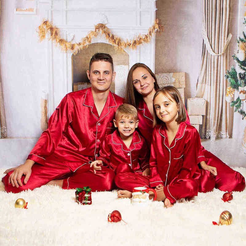 NXY Aile Takım Noel Saten Pijamalar PJ S Katı Eşleşen Kıyafetler Ebeveyn Noel Pleavwear Gecelik Seti Yetişkinler