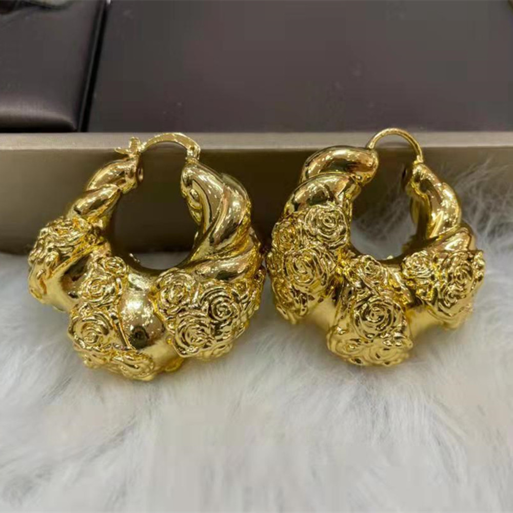 Hoop Huggie Hoop Earrings Women Fashion Jewelry Dubai Gold Color Ethiopian African Earrings for Brazilian Weddings Gold Plated Jew7921978