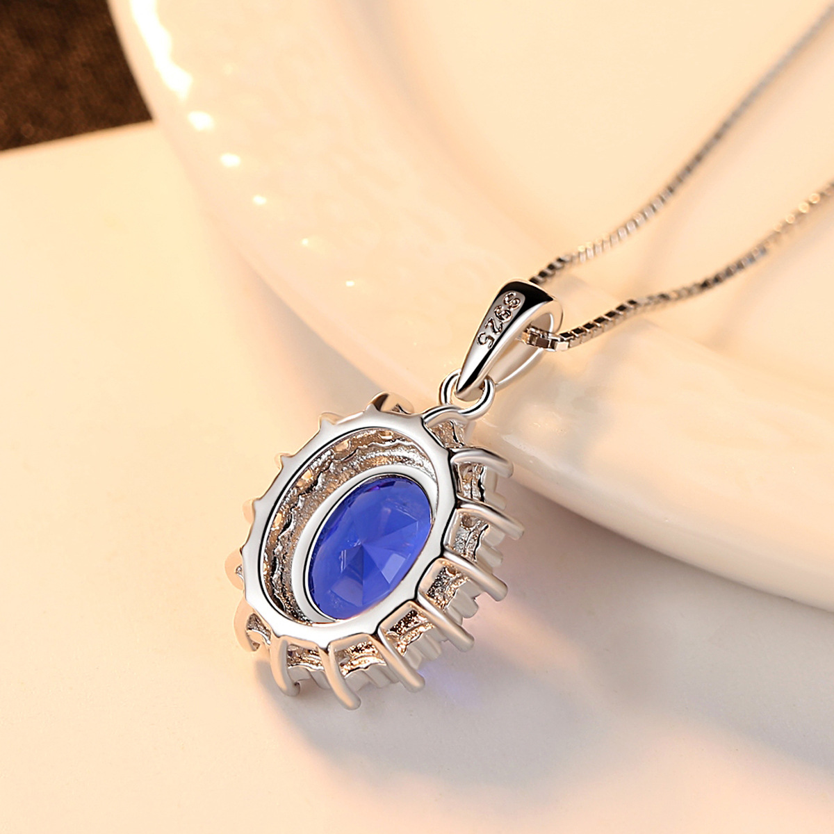 Collier de mariage en argent sterling 925 avec topaze bleue unique pour femme - Collier classique en diamant de forme ovale