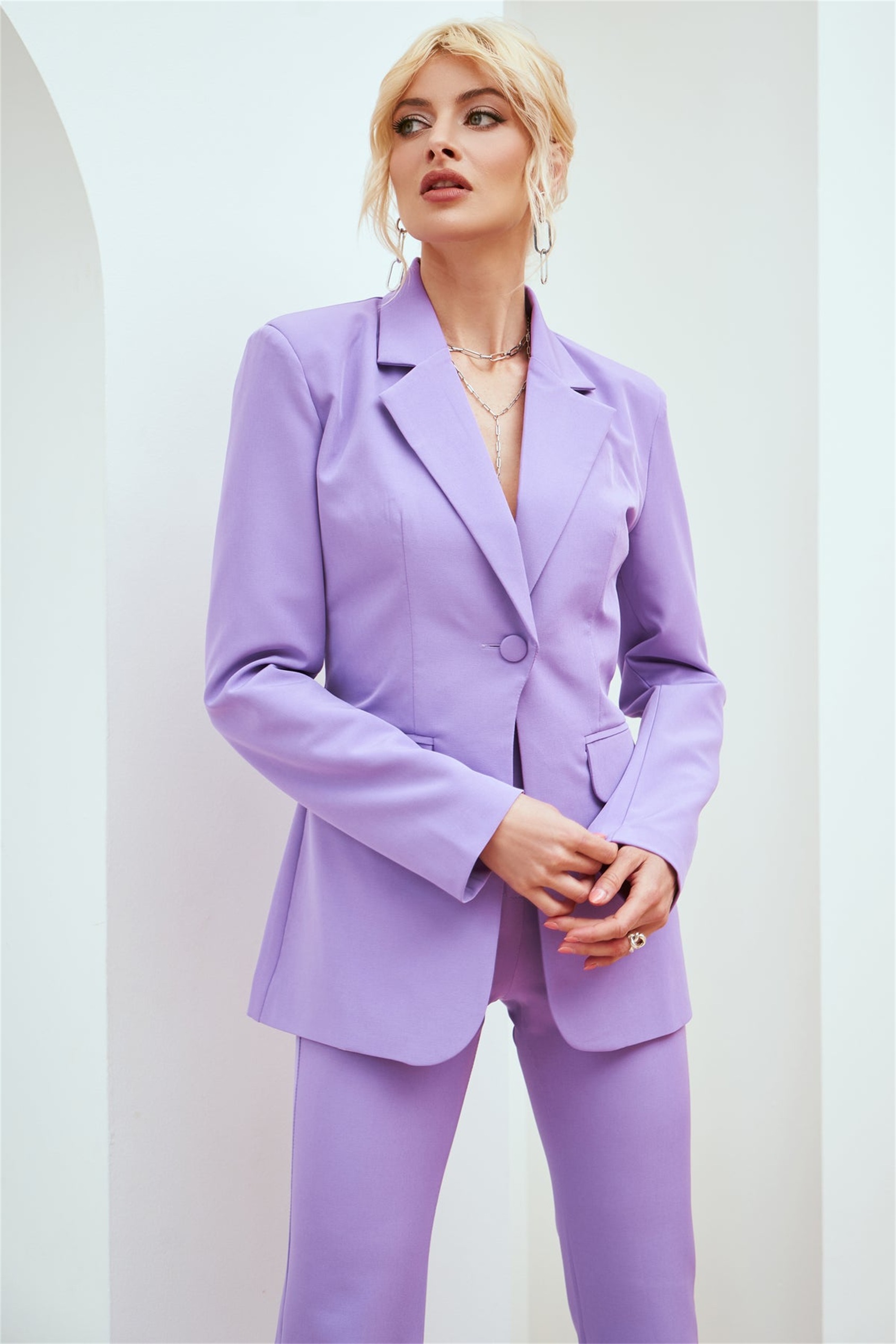 エレガントな紫色の女性のズボンスーツ2ピーススリムフィットハイウエストプロムイブニングパーティーウェアブレザーセット