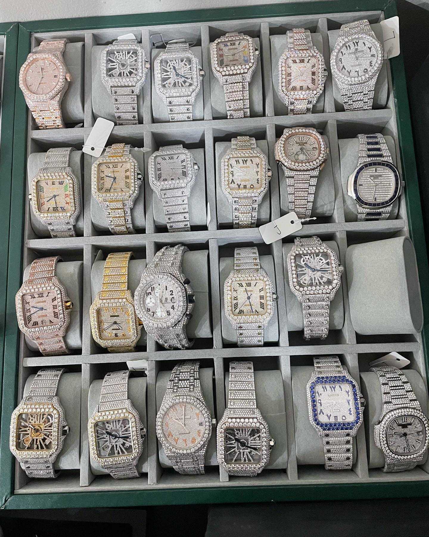 Horloges D31 Luxe herenhorloge 4130 uurwerk horloge voor heren 3255 montre de luxe Mosang steen ijs VVS1 GIA horloge Diamond watchs304r