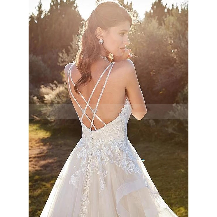 V Neckline Layer Lace Applique Wedding Dress with Spaghetti Straps Beading Court Train vestido de noiva