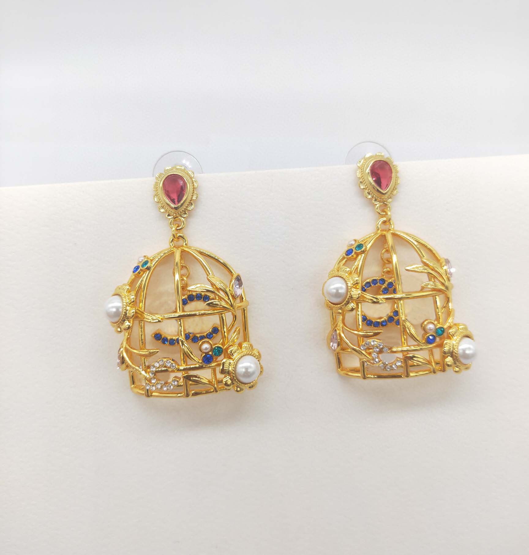 2022 Luxury Quality Charm Drop Earring With Blue och Diamond Birds Cage Shape Have Box Stamp PS3519A2358