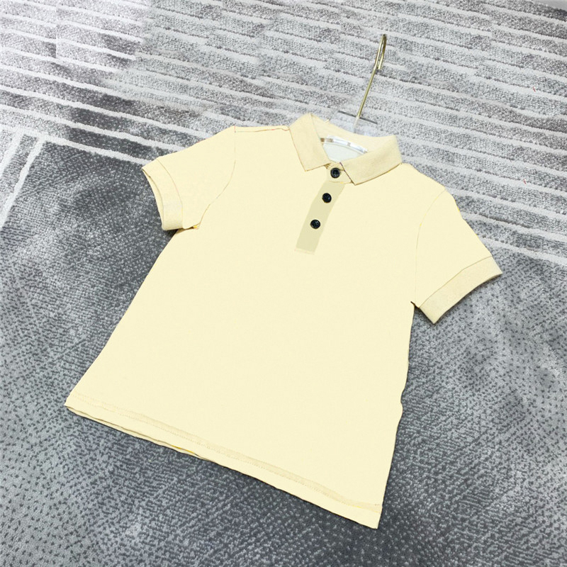 ベビーキッズデザイナーの服セット夏の子供服フルレター印刷半袖Tシャツトップとショーツセットキッズ服