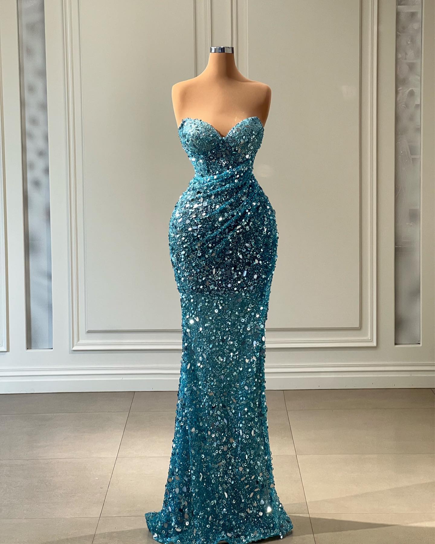 Vestidos de baile de sereia azul de Sparkle Lake