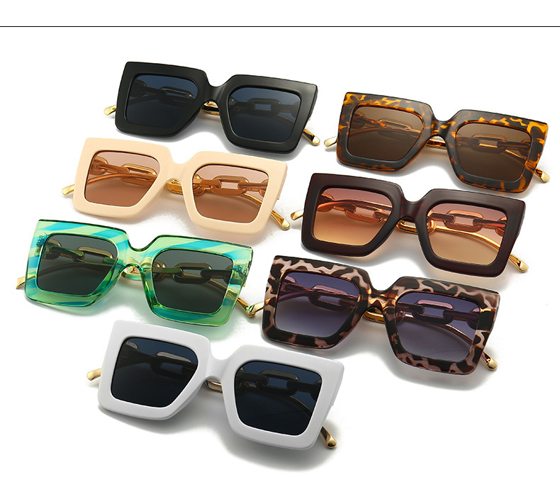 Nouvelle mode lunettes de soleil de sport modernes à la mode pour femmes designer lunettes de chaîne uniques surdimensionnées nuances carrées sunnies plage vocation cadeaux de conduite avec étui en boîte