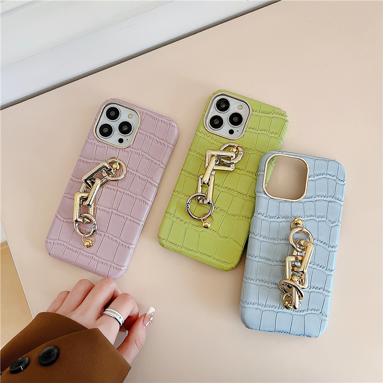 Plating Bracelet Crocodile Pattern Leather Phone Cases for iPhone 14 13 12 11 Pro Max Wristband Strap Alligator Print Back Cover Shockproof