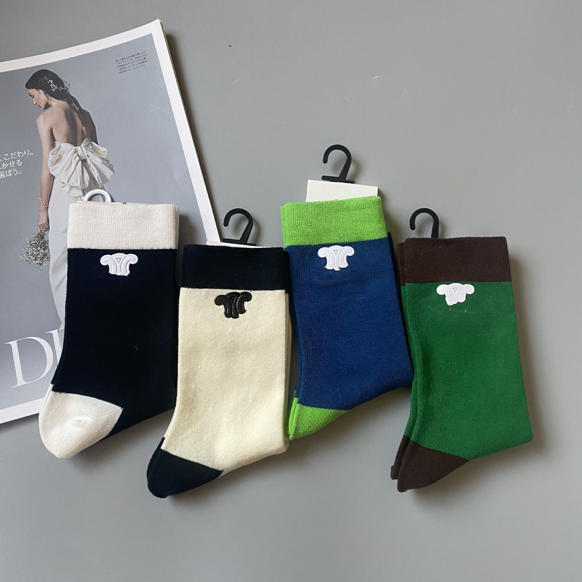 Chaussettes décontractées en coton mi-tendre longue