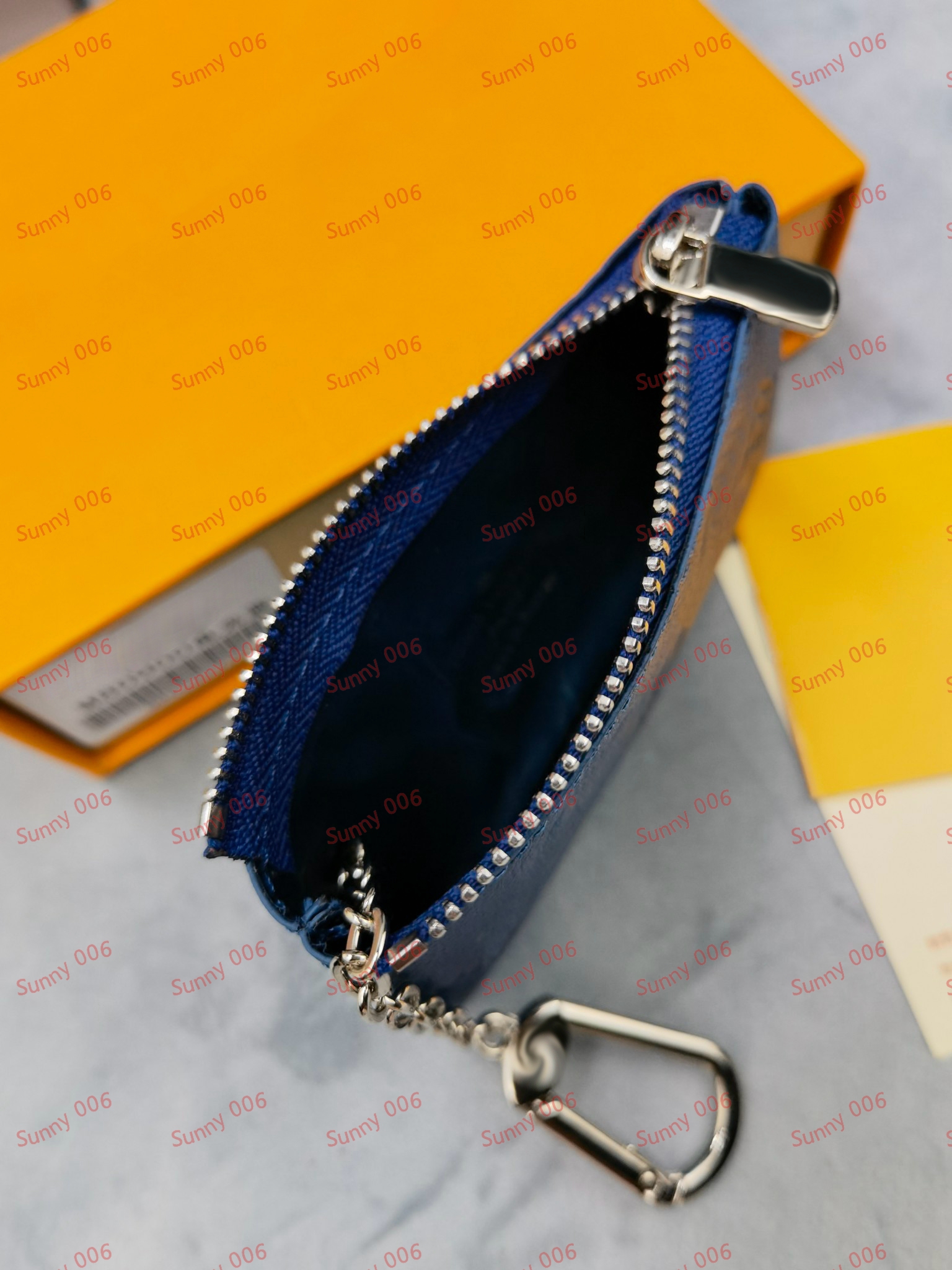 Designer plånböcker blixtlås rabattpåse spänne kvinnors rena blå mynt plånböcker olika stil äkta läderväska präglad blomma handväska